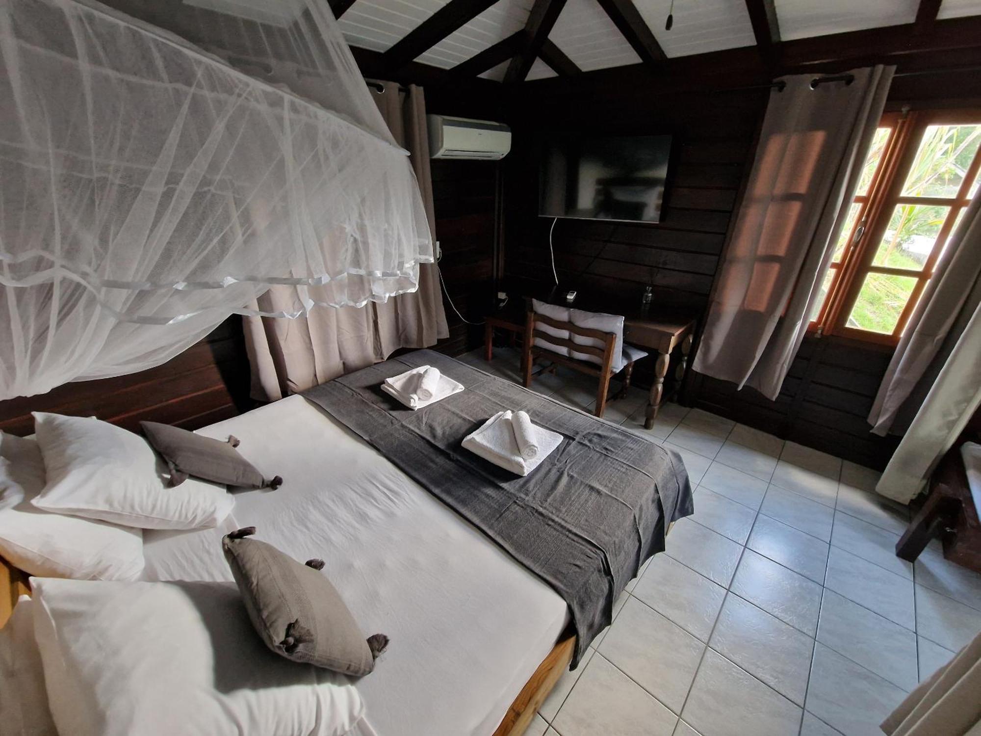 La Colline Verte Deshaies Room photo